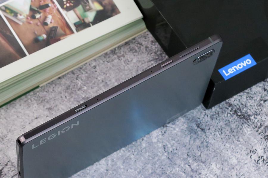 联想拯救者平板y700游戏体验,ipadmini6和联想拯救者y700哪个好