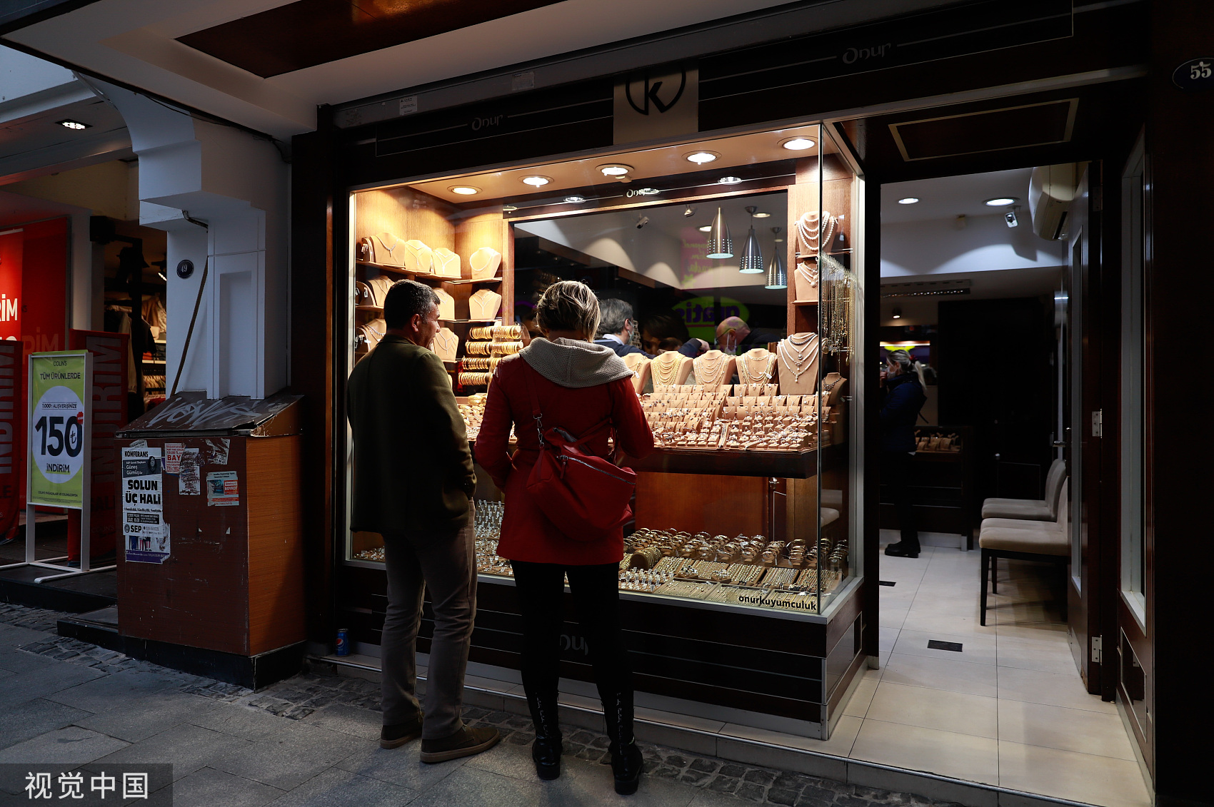 下周金价预测华尔街,最近金价保持平稳