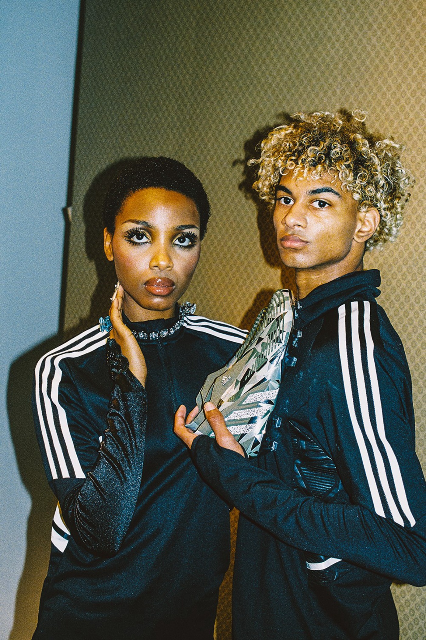 水晶鞋经典款,水晶鞋最新款鞋