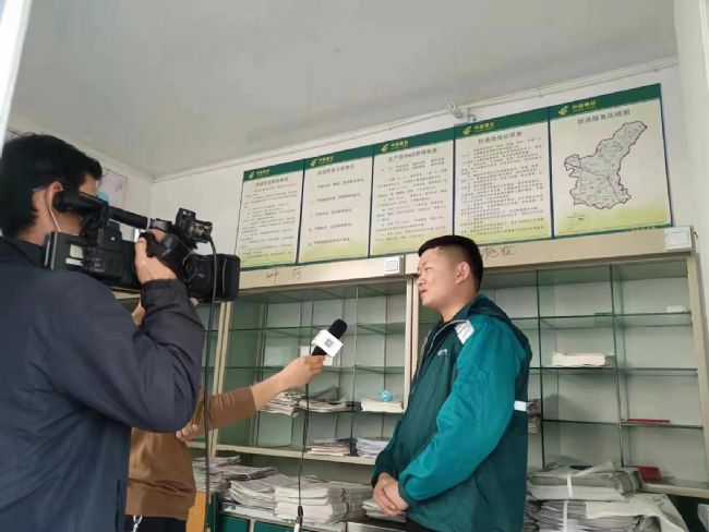一个人感动一座城一种爱“薪火相传”——红安永河支局叶河邮路投递员熊刚先进事迹被多家媒体宣传报道