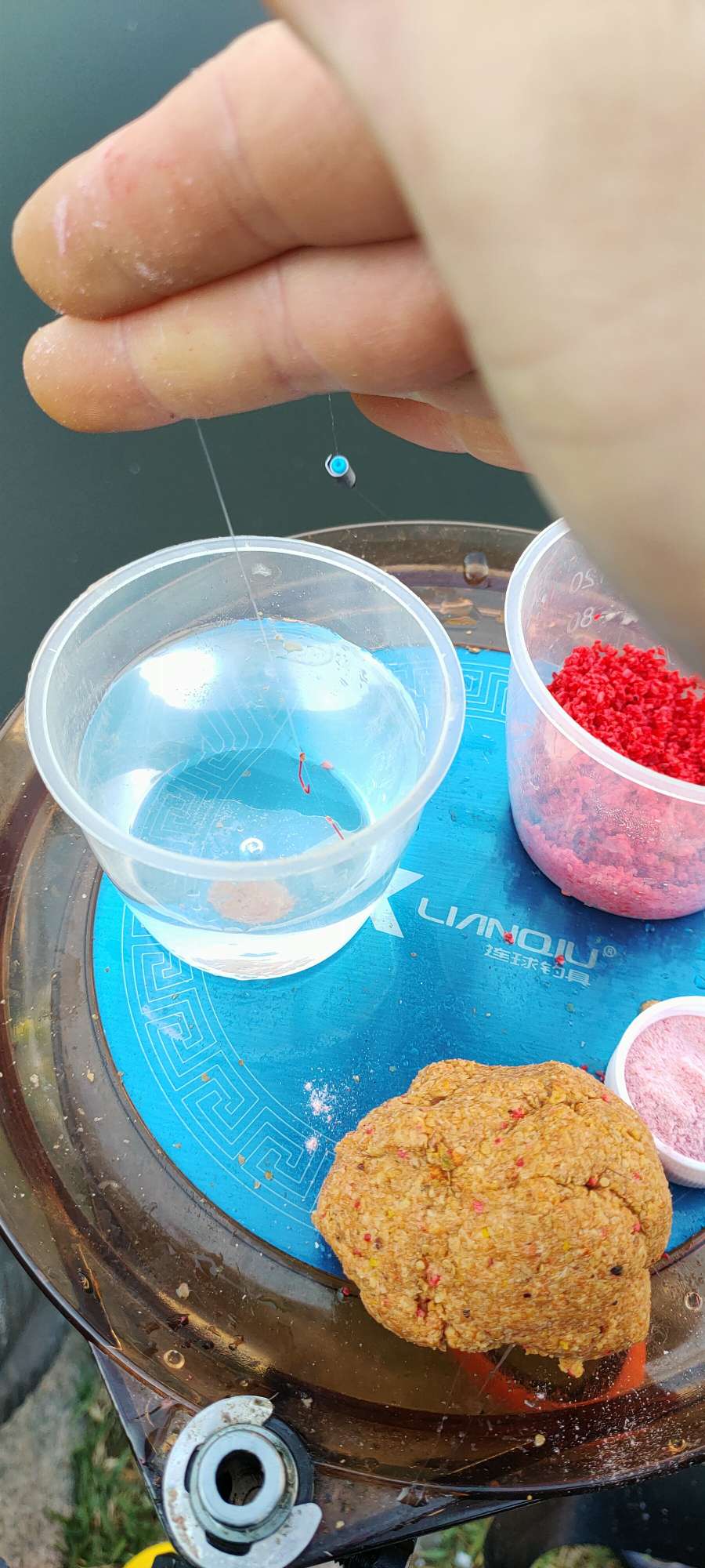 野钓避小鱼实战教学,小钩钓鱼如何避杂鱼