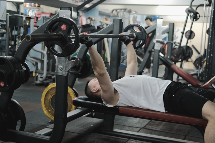 疫情期间健身房热潮,疫情健身房现状