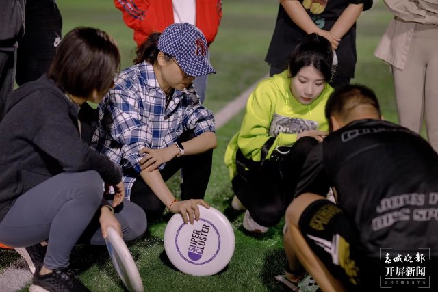 如今腰旗橄榄球还火吗,飞盘橄榄球