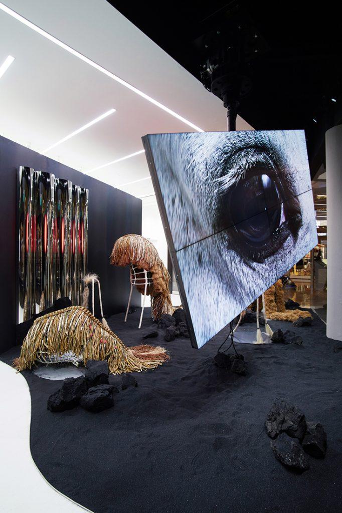 三里屯门面新主人，从来不是一家卖太阳镜的公司