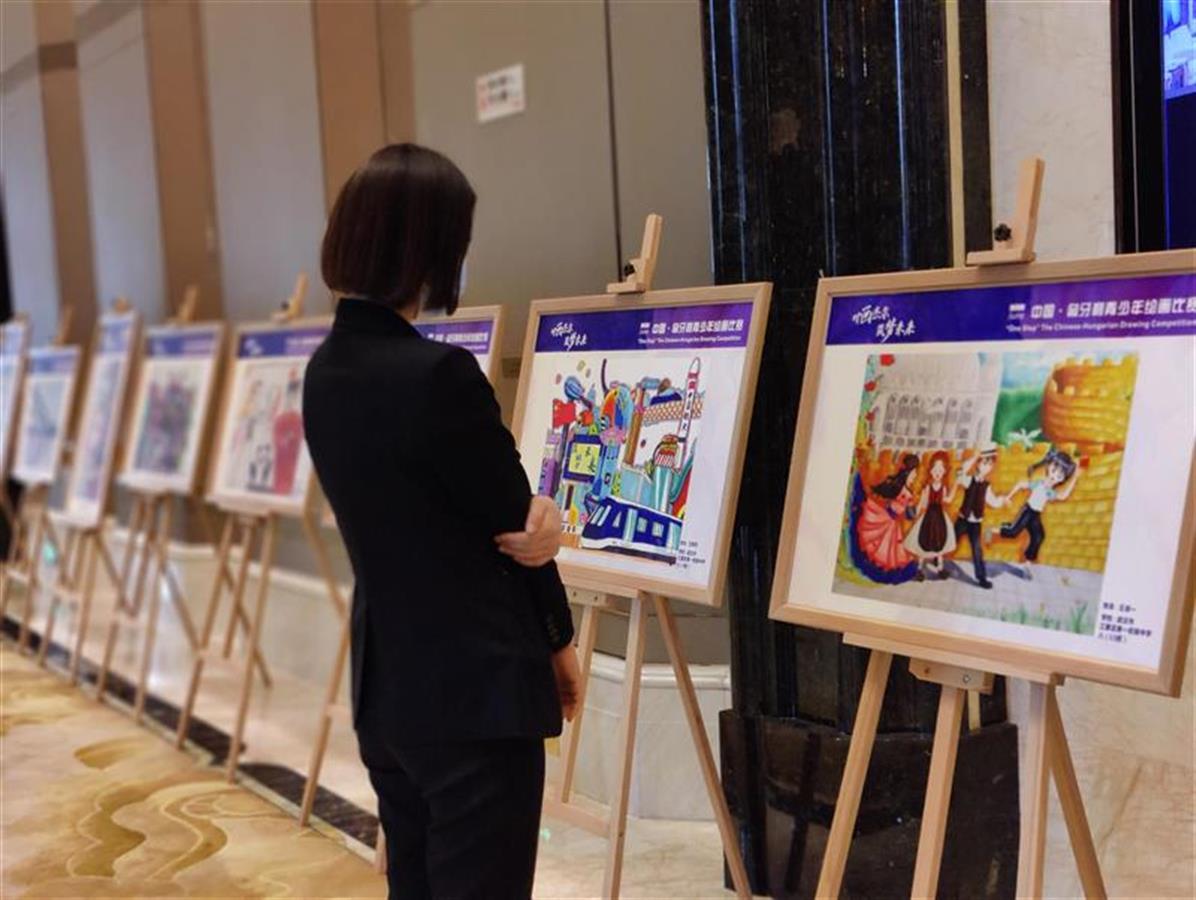 青少年中韩两国友好主题绘画,以绘画形式表达对中国文化认识