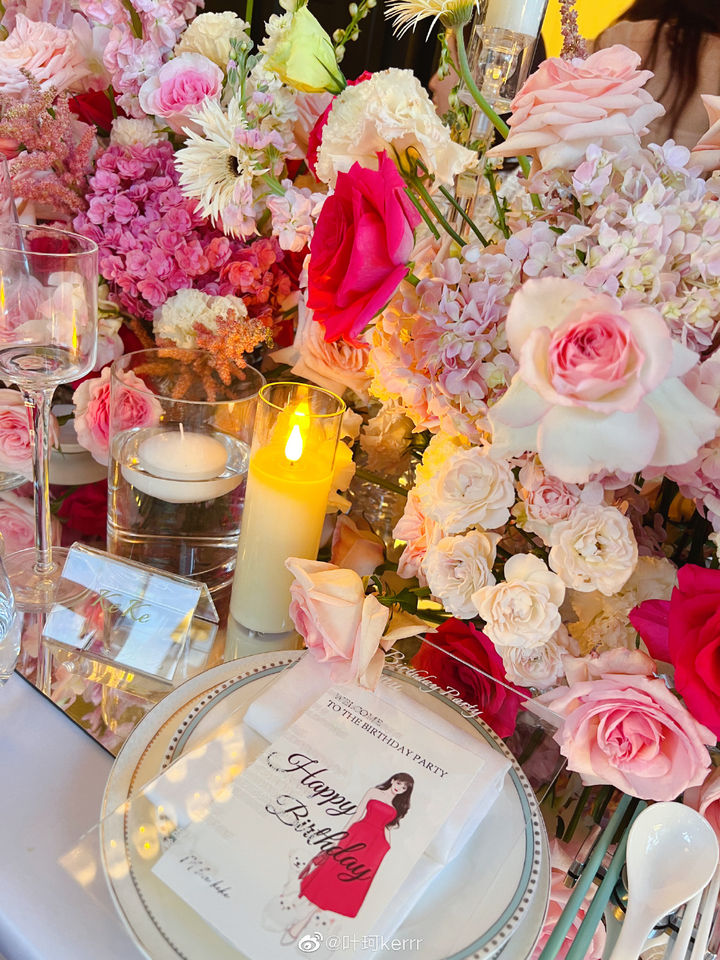 黄晓明为网红庆生,黄晓明给网红过生日