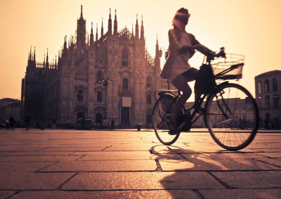 共享单车集体涨价行业回归理性,共享单车企业仍都处于烧钱阶段