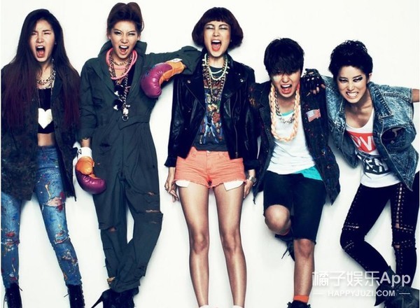 没出道就翻车？HYBE每个女团都不成，这魔咒是永远无法解除了？