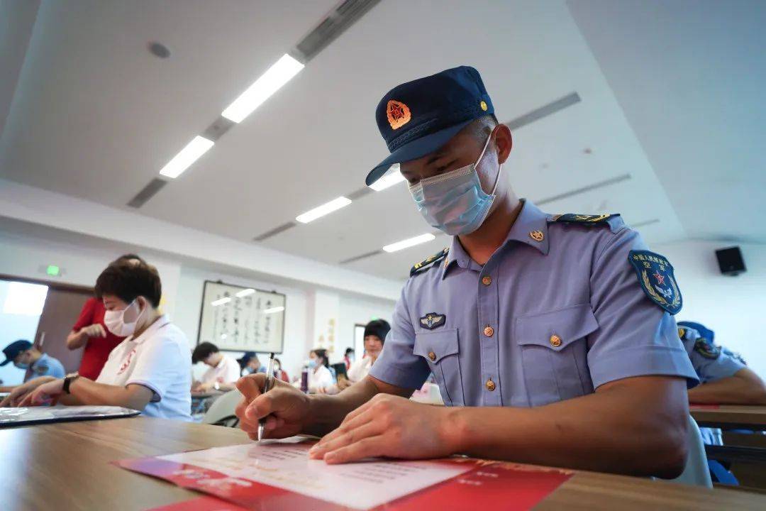 深·看｜难得举城作一庆，苏城双拥花开别样红