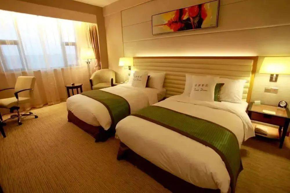 免费住宿5天4晚,免费吃住14天