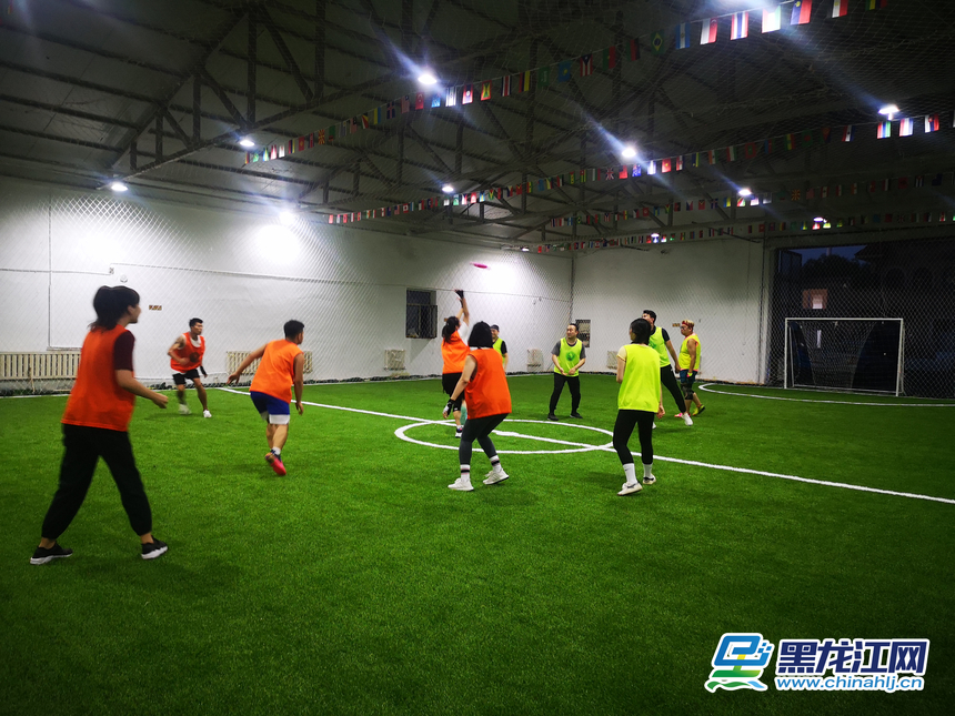 从名不见经传到网红打卡点,飞盘为何一夜爆红