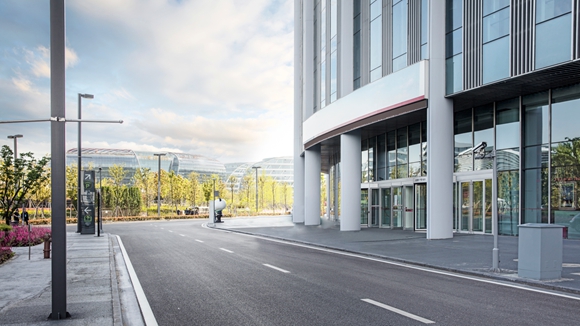 中报观察|北辰实业会展业务“维稳”