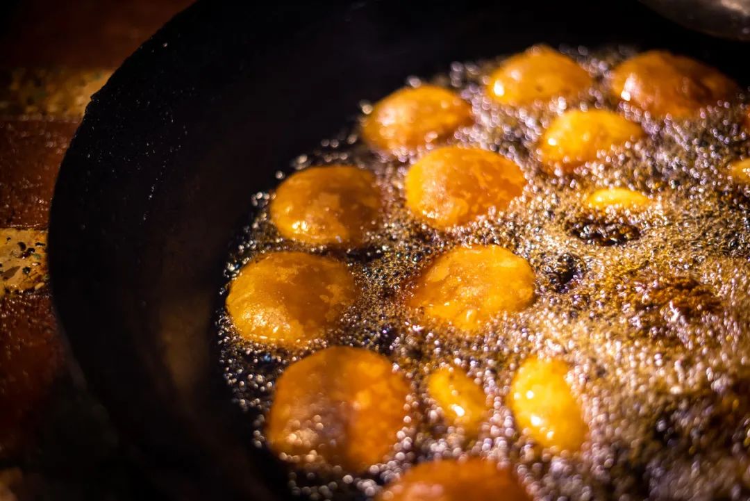 孩子吃的太饱不容易长高,儿童吃饭吃多饱才好