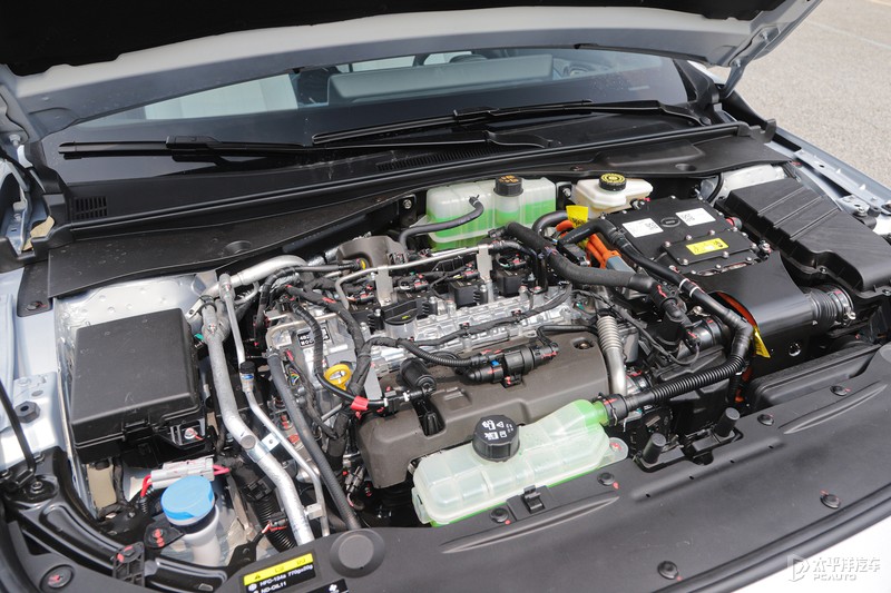 15W买混动，是自主香还是合资强？影豹混动和雷凌双擎打起来了...