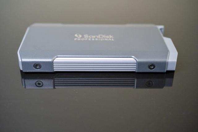 闪迪大师固态硬盘评测,闪迪大师极客移动固态硬盘测评