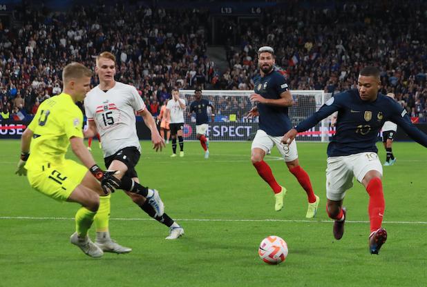 欧洲杯法国队vs英格兰队比分,法国欧洲杯足球比赛