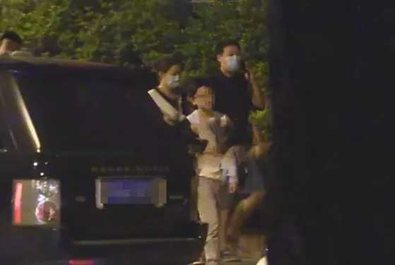 郝蕾中年发胖也很美,郝蕾身材被低估