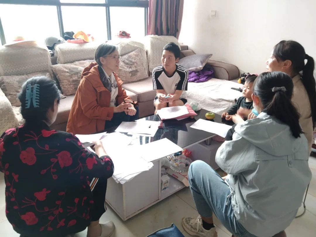 五名贫困妇女获两癌救助基金,两癌救助最暖心的人