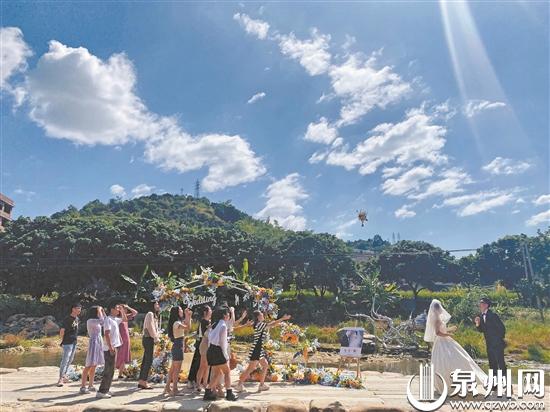 手绘婚庆布置作品,户外婚礼布置手绘图片