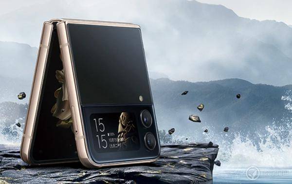 三星w23心系天下小折叠屏幕多少钱,三星w23心系天下折叠屏手机