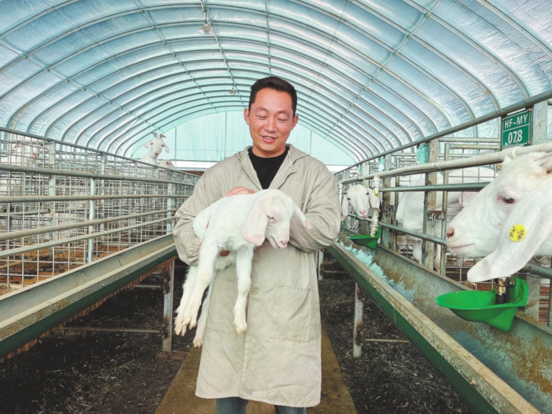 “大国农匠”解锁现代农业青*梦春**想放飞金色田野