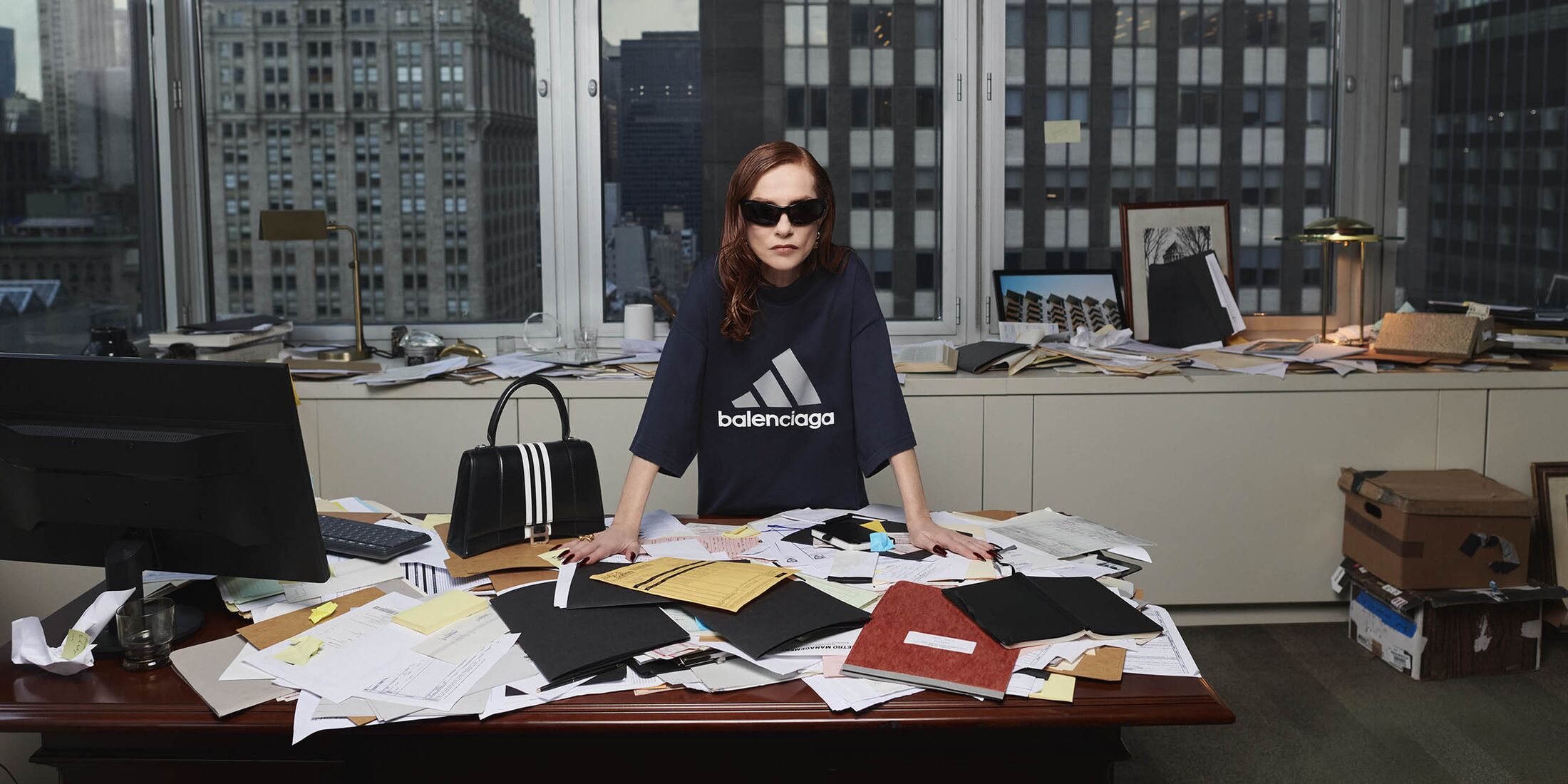 关掉Twitter清空Instagram,这是Balenciaga的新策略,还是对马斯克的担忧?