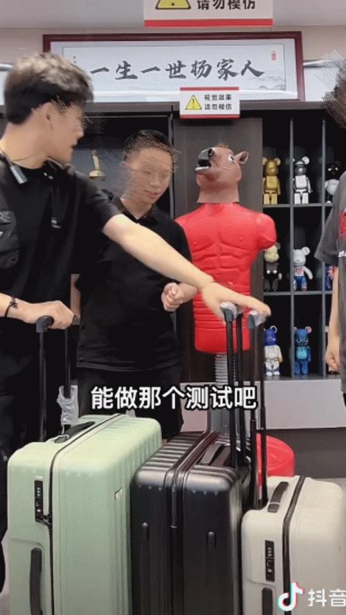 小杨哥直播带货怎么火的,小杨哥直播被打假为什么不用索赔