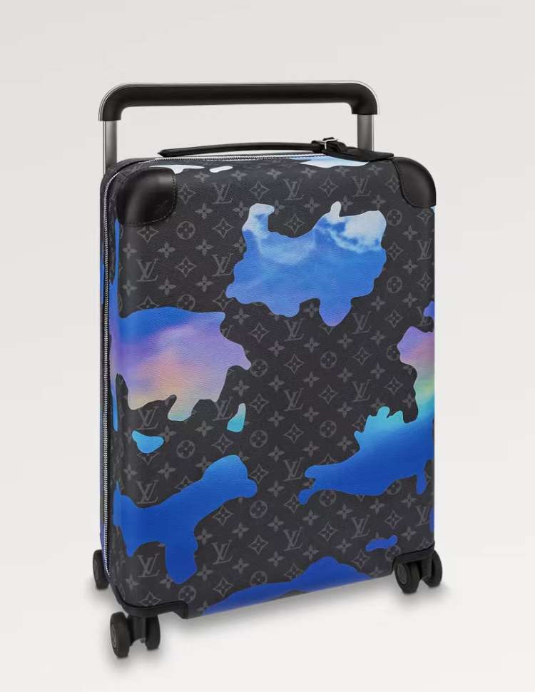 男生lv旅行包应该装一些什么东西,lv行李箱与行李包哪个更实用