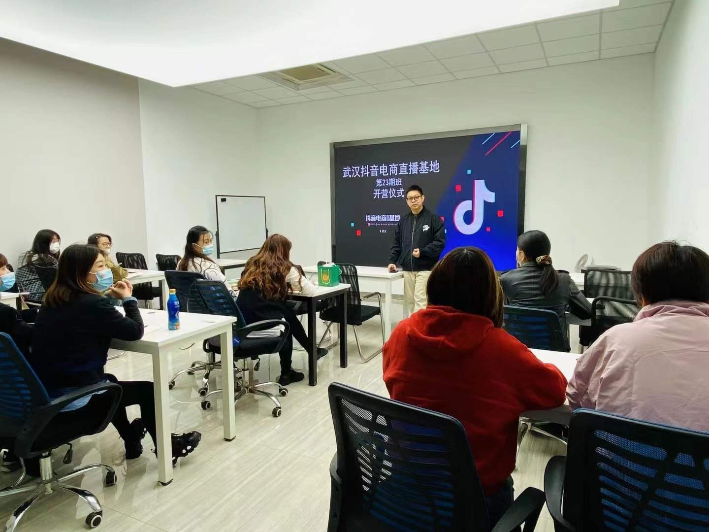 武汉跨境电商高质量发展,武汉电商出路在哪里