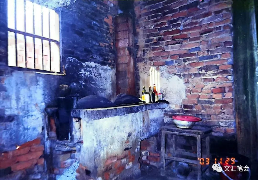 父亲种田、做房子、盘灶的手艺如果也能评职称的话，大概都可以评到高级｜舒飞廉