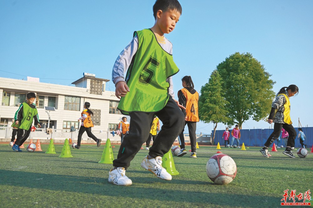 山里娃的梦,山里娃英国足球梦