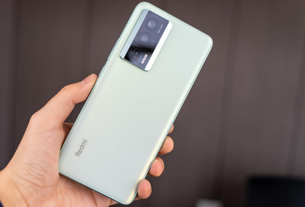 目前最值得入手的手机性价比高,现在最好用最贵的手机是什么