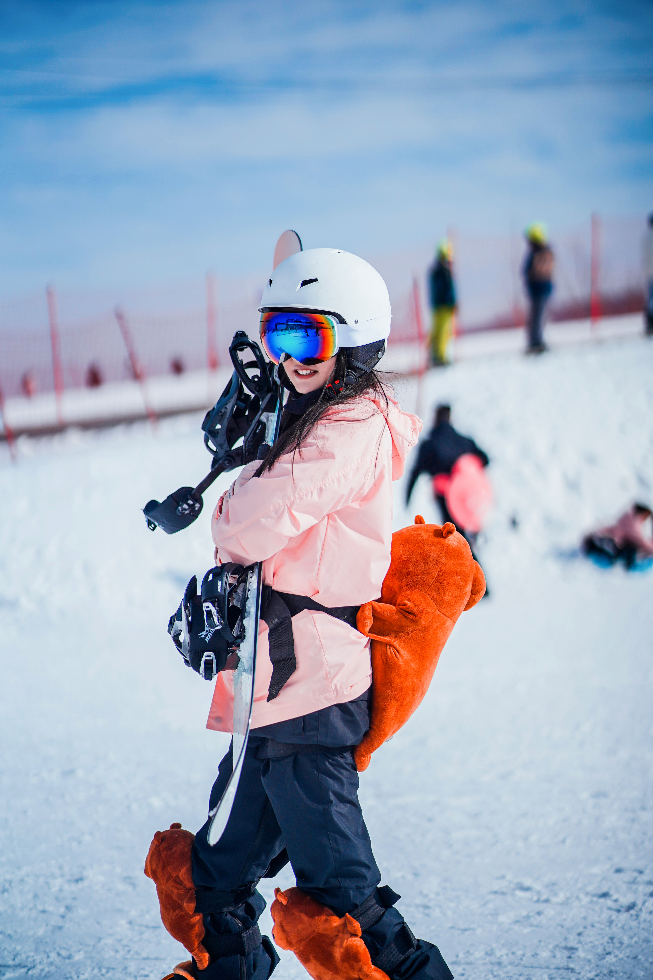 郑州大雪滑雪,冬天在哪滑雪好郑州