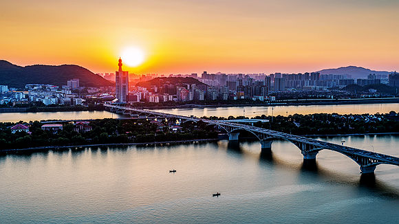 大优势中标黑石铺城市更新中海系三百亿投资长沙“省府门户”