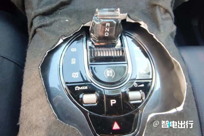 比亚迪9.98万外观内饰,比亚迪新款车型车展