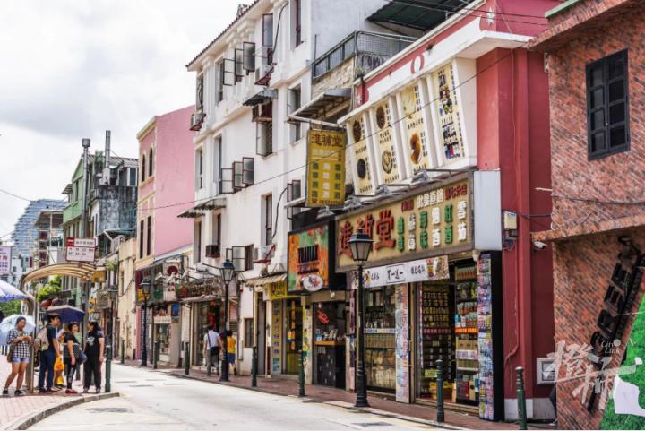 内地飞香港的机票怎么订,杭州飞香港机票价格