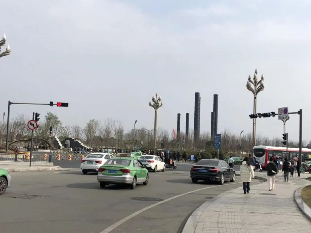 百货商场和购物中心的区别,成都市skp购物中心在哪里