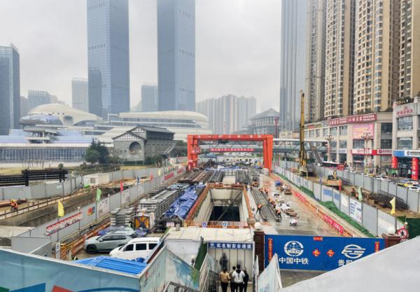 贵州最大地铁城市,贵州市中心地铁站