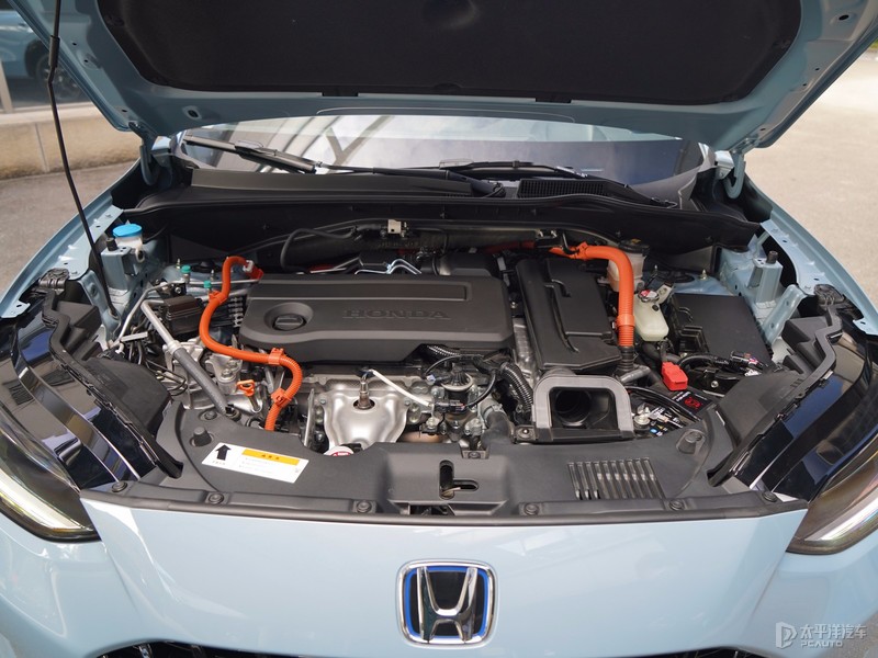 本田ZR-V致在e:HEV正式上市售价17.99-22.89万元