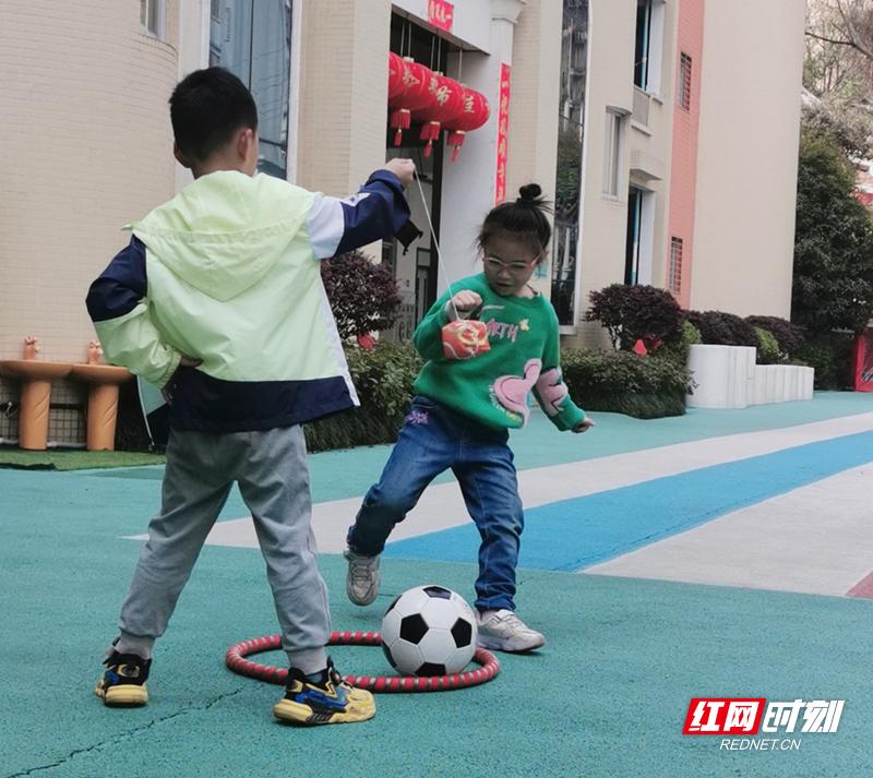 快乐足球趣味小游戏,快乐足球趣味游戏比赛