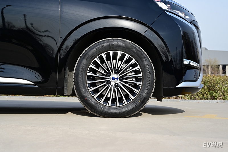 腾势d9纯电版ev试驾,试驾腾势d9EV