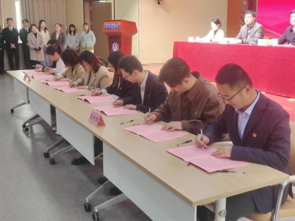 社区大学生志愿服务活动工作计划,社区招募大学生社区实践通知