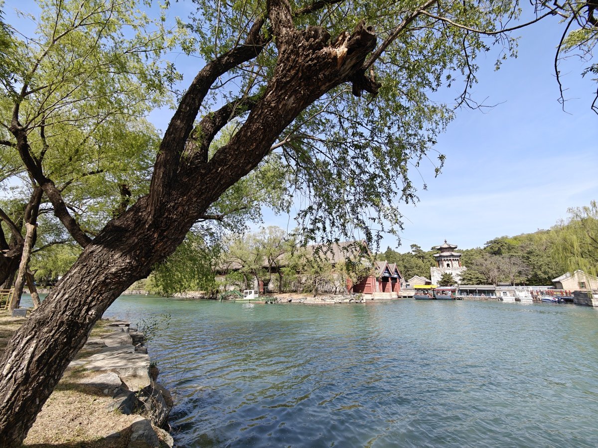 oppofindx6pro,oppofindx6pro鐪熷疄浣撻獙鎷嶇収