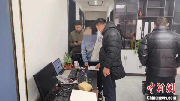 流浪地球2被哪部影片打败了,流浪地球2怎么还没下架