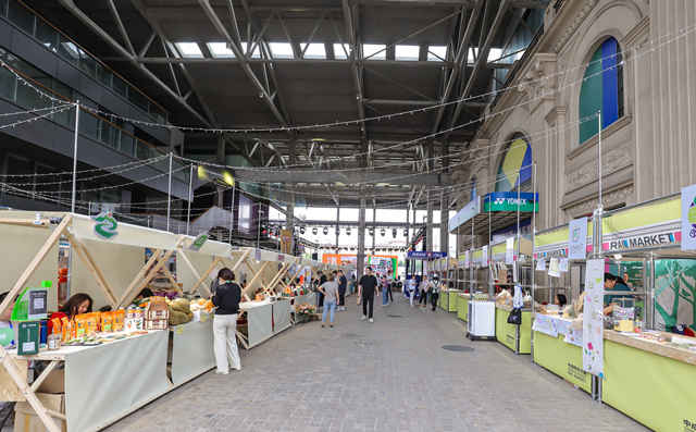 逛上海超酷的铁轨市集，宝山区“五五购物节”正式开启