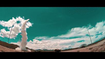 看国家队“挖呀挖呀挖”，唱最萌的歌谣，种最狠的花