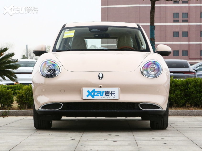 欧拉好猫2023新款电动汽车多少钱,欧拉好猫2023款车三电系统