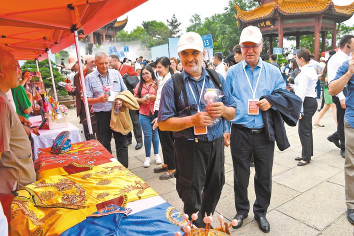 “荆”彩见证，中国式现代化启新程！