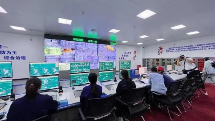 铦跺彉缁胯壊宸ュ巶,铦跺彉鑽嗛棬