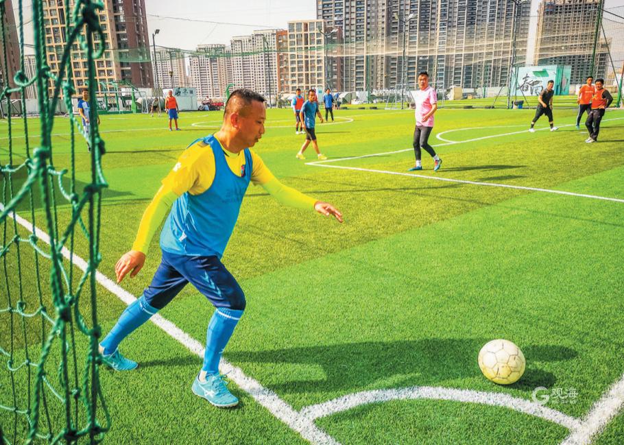 青岛体育场改造足球场,青岛规划最大体育场